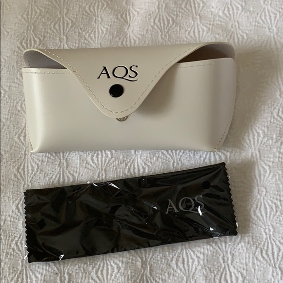 AQS Gold Sunglasses - Picture 4 of 8